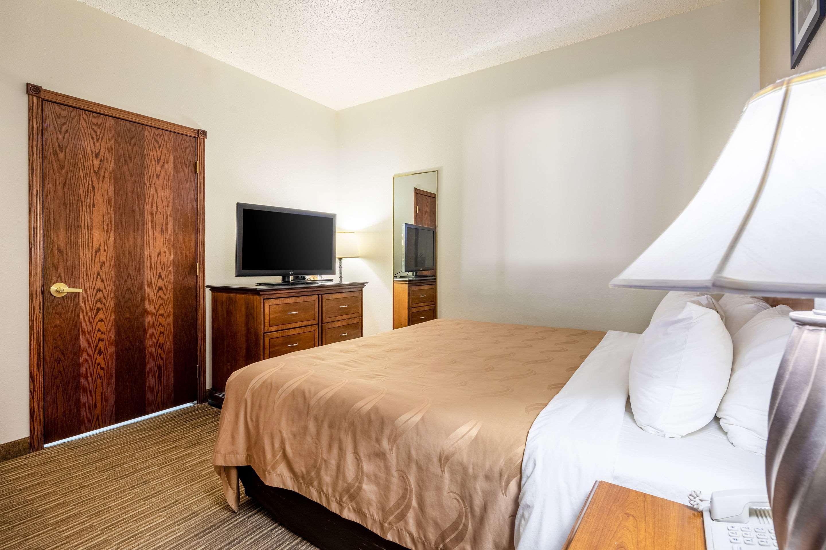 Quality Inn Keystone Near Mount Rushmore Экстерьер фото