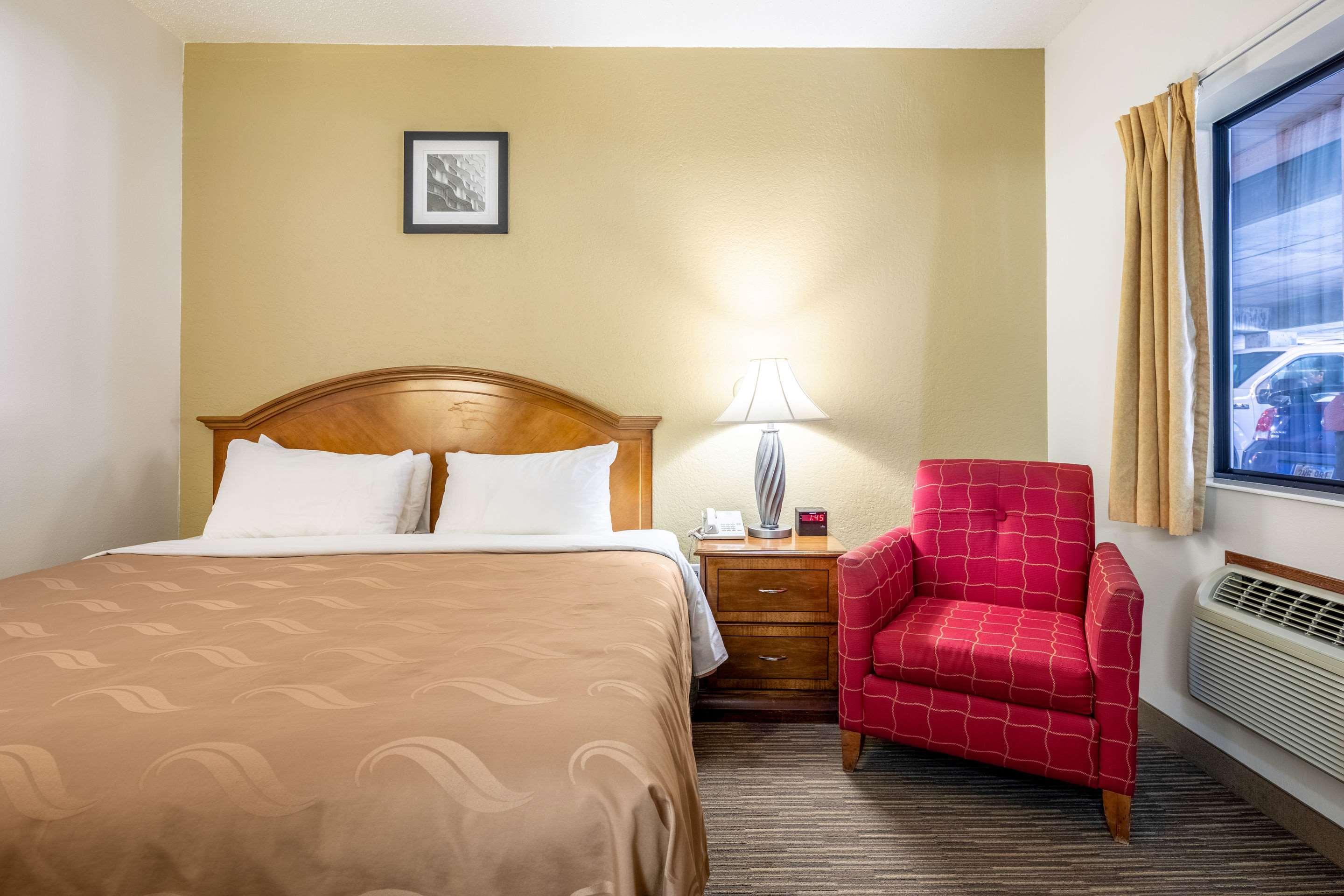 Quality Inn Keystone Near Mount Rushmore Экстерьер фото