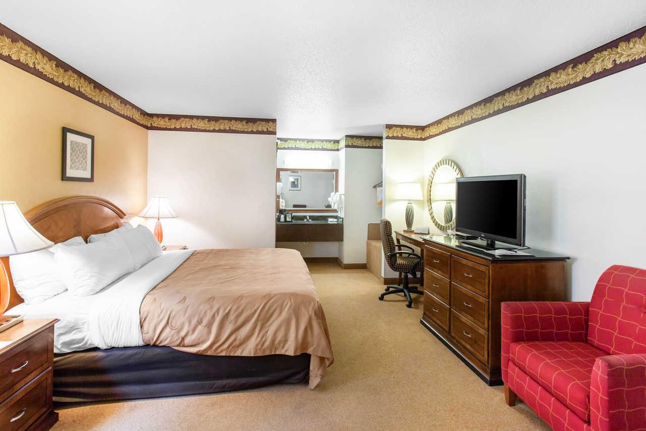 Quality Inn Keystone Near Mount Rushmore Экстерьер фото