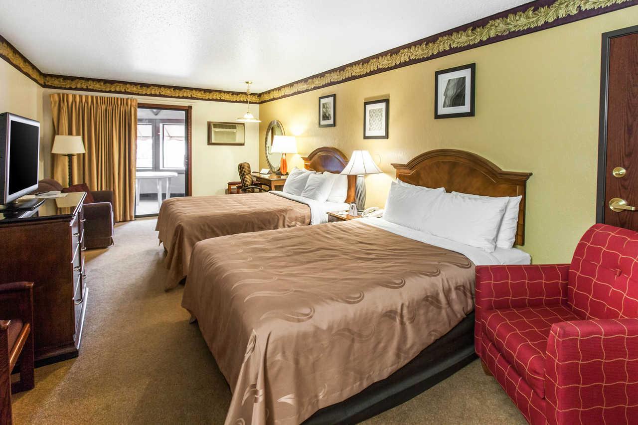 Quality Inn Keystone Near Mount Rushmore Экстерьер фото