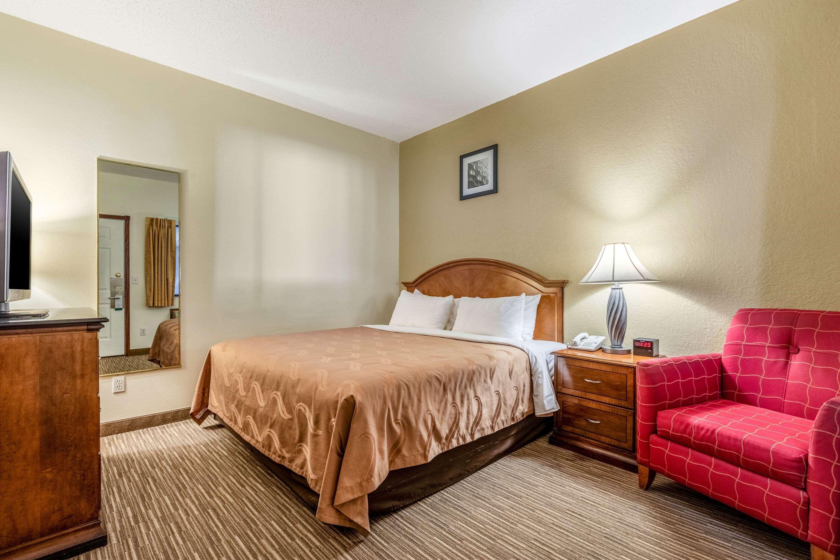 Quality Inn Keystone Near Mount Rushmore Экстерьер фото