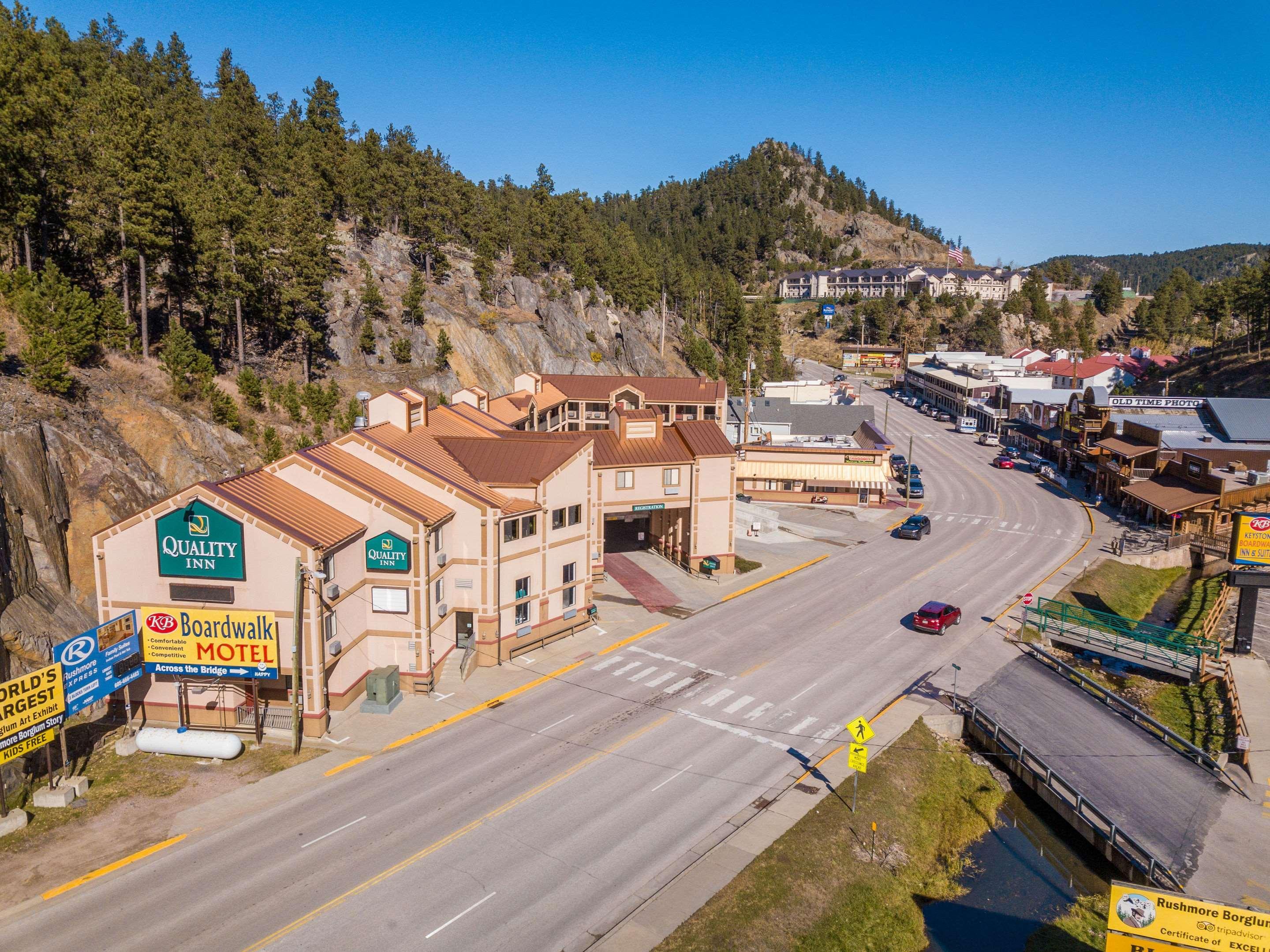 Quality Inn Keystone Near Mount Rushmore Экстерьер фото